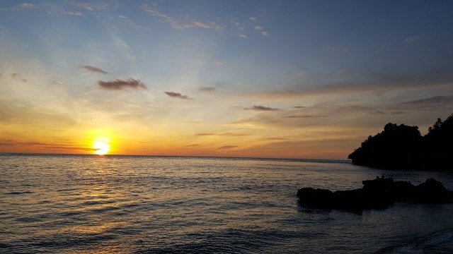 Sunset dramatis di Bonebula, Donggala